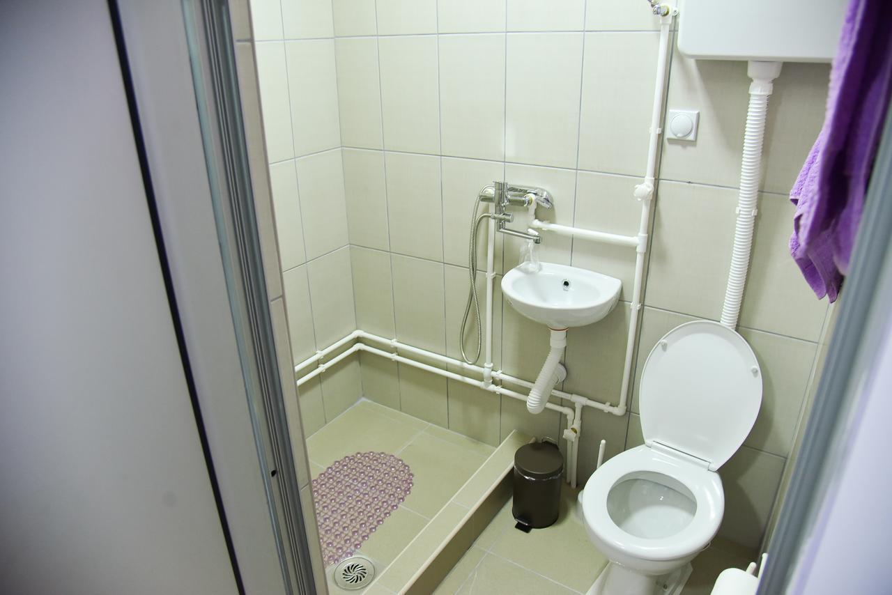 Prenociste Pilot Otel Ni Dış mekan fotoğraf